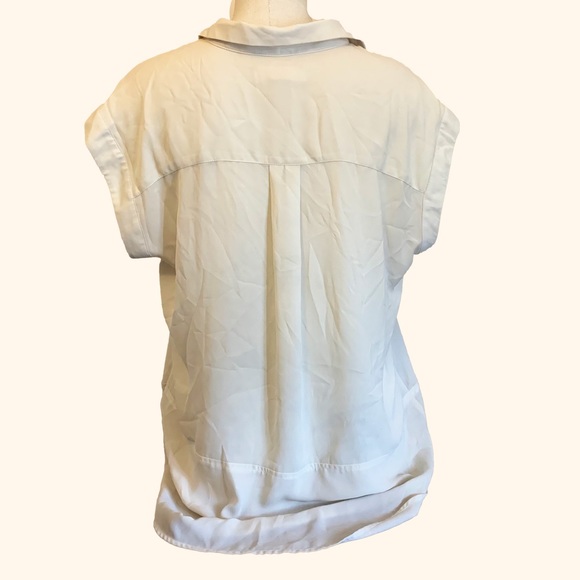 Joe Fresh Light Beige Top Size LG - Picture 2 of 3